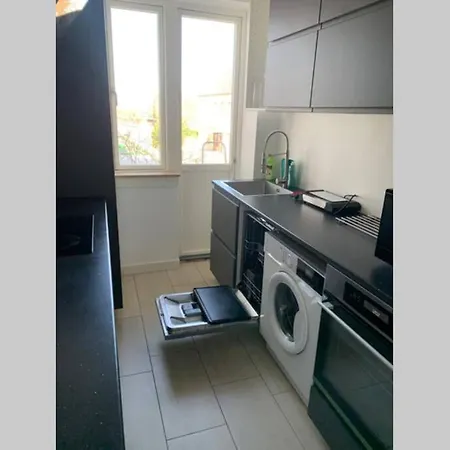 300 M To Metro: 5 Min Airport/12 Min C Appartamento Copenaghen
