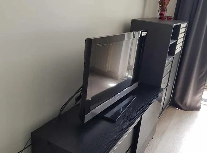 Apartment 300 M To Metro: 5 Min Airport/12 Min C *